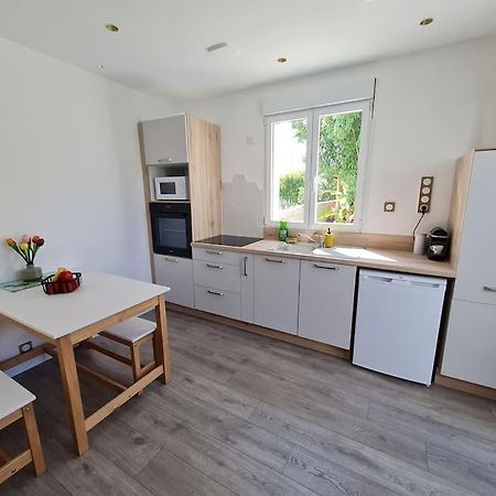 Dependance Avec Place De Parking Sainte-Soulle Екстер'єр фото